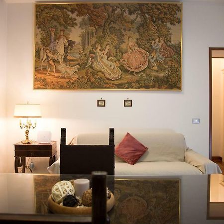 Luci Di S. Chiara Apartment Naples Exterior photo